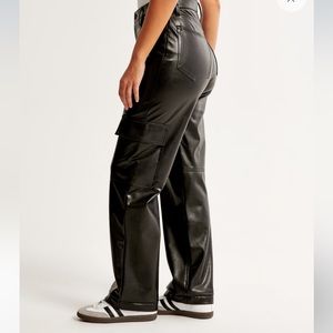 Abercrombie & Fitch vegan leather “90s cargo”